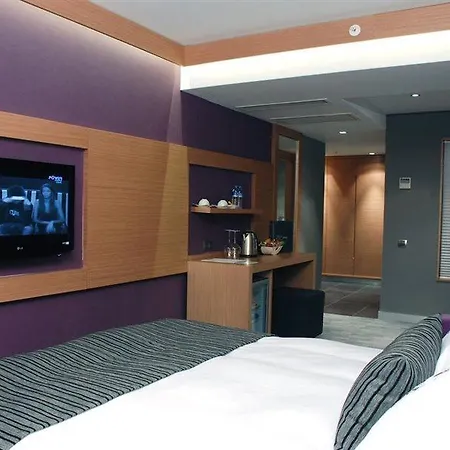 Hotel Met 4*