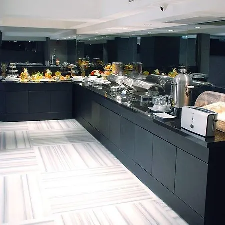 Met Hotel