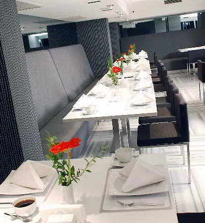 Met Hotel 4*