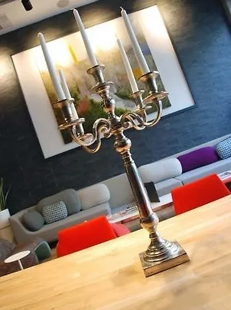 Met Hotel
