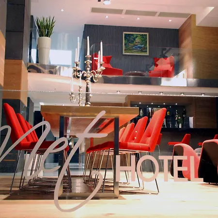 Met Hotel 4*