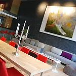 Hotel Met