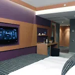 Met Hotel